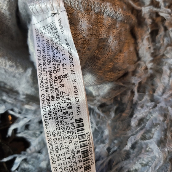 Zara crop feather  long sleeve crew neck top - Picture 3 of 7